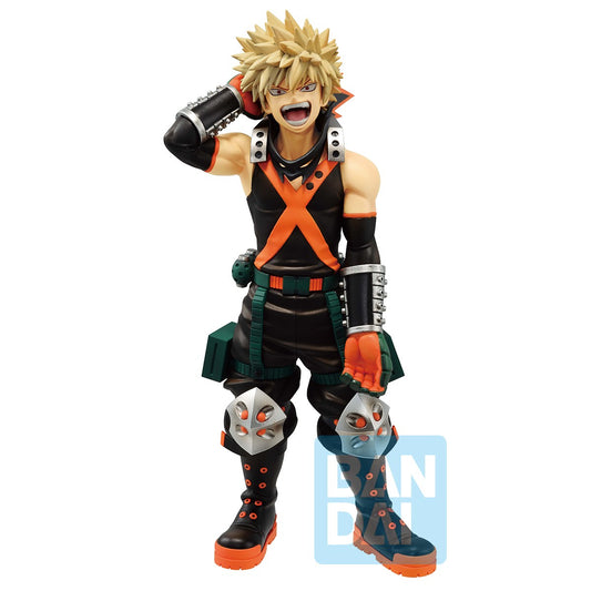 Figurine Ichibansho de Katsuki Bakugo de 17 cm entrain de sourire.