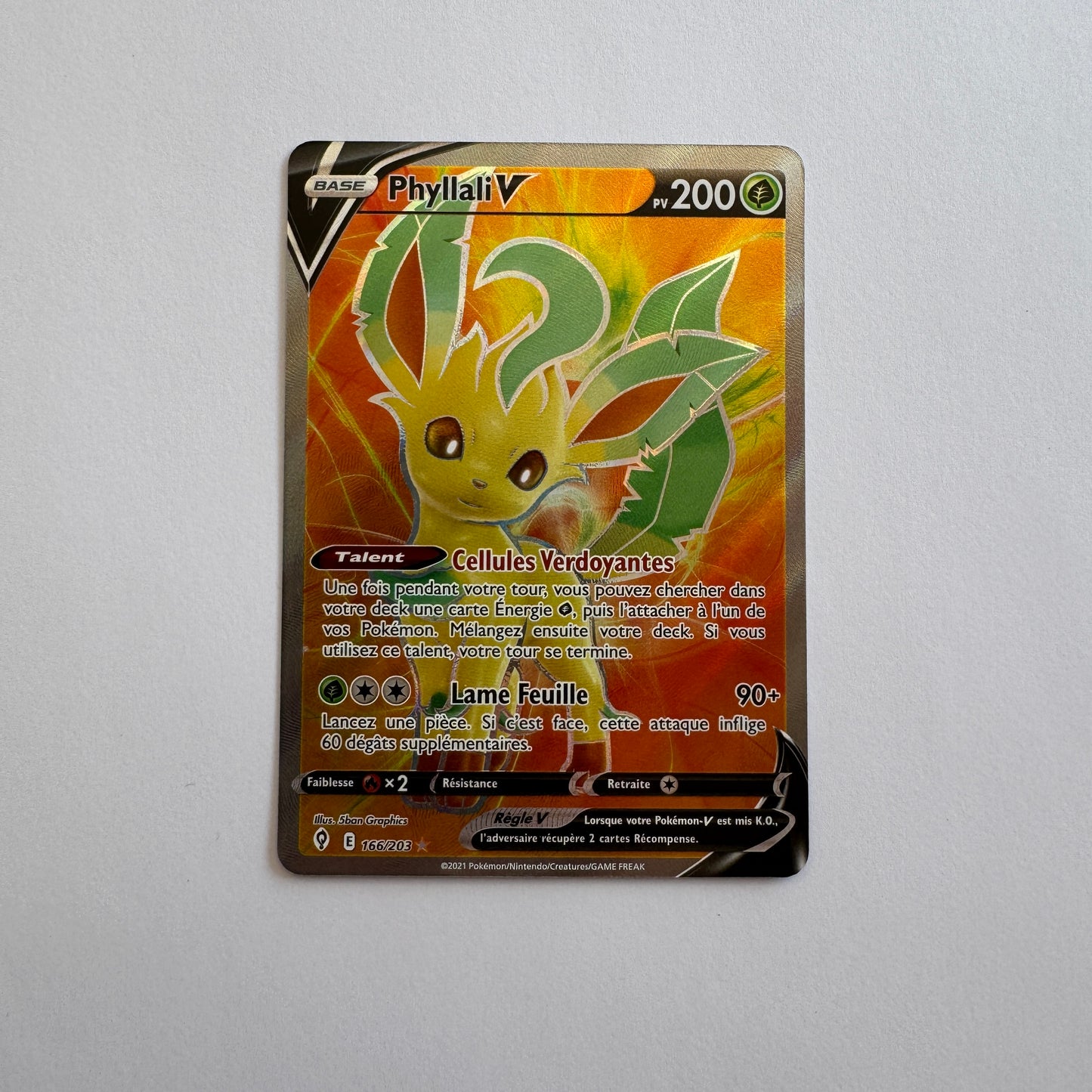 Carte Pokémon Full Art Phyllali V en français