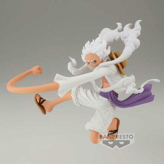 Figurine de Monkey D. Luffy en Gear 5, de la gamme Battle Record de Banpresto. Représentant Luffy dans sa forme la plus puissante et dynamique, cette pièce détaillée illustre parfaitement la force et l'énergie de l'emblématique héros de One Piece.