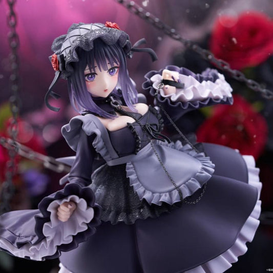 Figurine de Marin Kitagawa en Shizuku Kuroe, mesurant 25 cm, par Taito. Pose élégante sur un socle en forme de cœur, détails soignés et fidèle à l'anime My Dress-Up Darling.