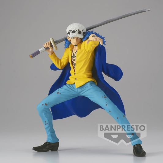 Figurine de Trafalgar D. Water Law en pleine attaque, provenant de la collection Battle Record de Banpresto. Capturant la précision et la puissance de l'emblématique "Chirurgien de la Mort" de One Piece.