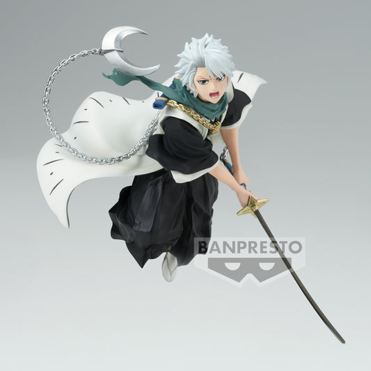 Figurine de Tōshirō Hitsugaya, capitaine de la 10e division de Bleach, de la gamme Vibration Stars par Banpresto, 14 cm. Une posture dynamique et un design captivant.