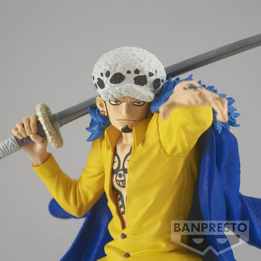 Figurine de Trafalgar Law en pleine action, faisant partie de la gamme Battle Record de Banpresto. Un modèle dynamique qui reflète la force et la détermination du célèbre capitaine des Pirates du Heart.