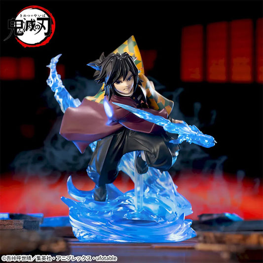 Figurine Giyu Tomioka Xross Link SEGA 15 cm de Demon Slayer: Kimetsu no Yaiba, représentation détaillée du Pilier de l’Eau.