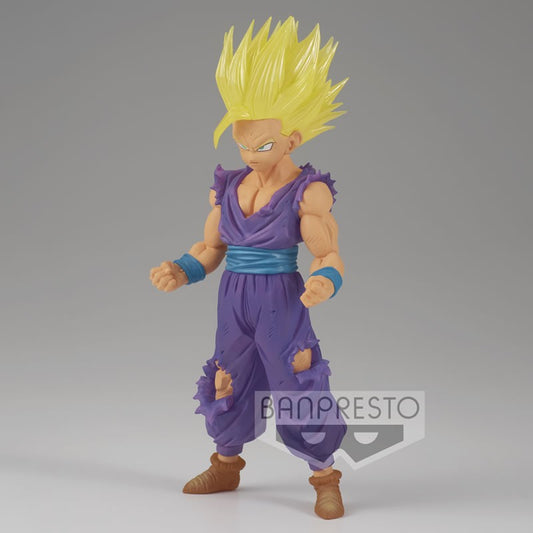 Figurine de Son Gohan Super Saiyan 2 de 15 cm de la gamme Clearise. Représentation épique avec cheveux translucides, capturant la transformation iconique et l’énergie électrisante du personnage.