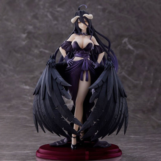 Découvrez la figurine d'Albedo avec ses ailes noires et sa magnifique robe noire, inspirée du personnage emblématique de "Overlord". Cette figurine saisissante capture parfaitement la beauté et la puissance d'Albedo. Parfait pour les fans de l'anime et les collectionneurs de figurines, cette pièce apporte une touche d'élégance sombre à toute collection.