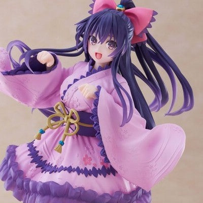 Figurine détaillée de Yatogami Tohka de Date A Live. Cette figurine de haute qualité représente Tohka dans son armure noire et violette emblématique, brandissant son épée Sandalphon. Les détails de ses longs cheveux violets et de sa robe majestueuse sont finement sculptés, capturant parfaitement son apparence d'Esprit. Idéale pour les collectionneurs et les fans de Date A Live, cette figurine ajoute une touche d'élégance et de puissance à toute collection.