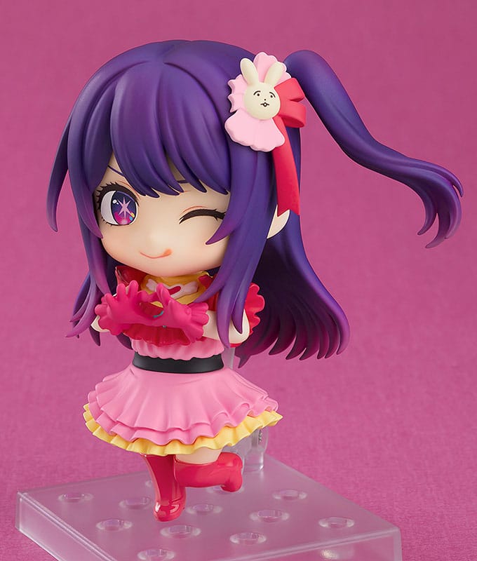 Figurine Nendoroid d’Ai Hoshino de Oshi no Ko, mesurant 10 cm. Représentant la célèbre idole avec un design adorable et des accessoires personnalisables.