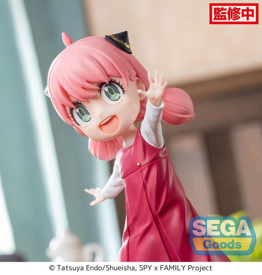 Admirez la figurine d'Anya Forger de SPY x FAMILY, mesurant 15 cm, produite par Sega. Capturant la petite fille dans une pose amusante de cours de coordination, cette figurine met en avant son charme et son esprit malicieux, un must-have pour les collectionneurs.
