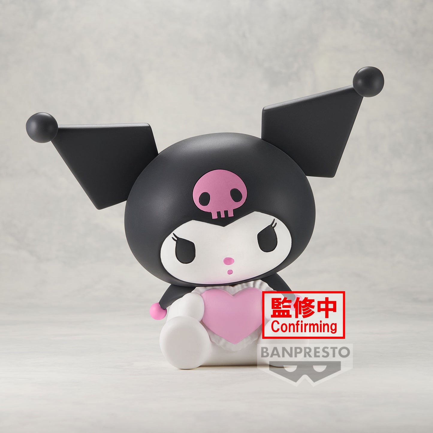 Plongez dans l'univers de Sanrio avec cette figurine ultra mignonne de Kuromi, proposée par Banpresto. D’une hauteur de 11 cm, Kuromi est représentée dans toute sa splendeur rebelle, avec son chapeau noir et ses petits détails punk. Cette figurine capture l'essence espiègle et unique de Kuromi, parfaite pour les fans de Sanrio à la recherche d’une touche adorable et décalée.