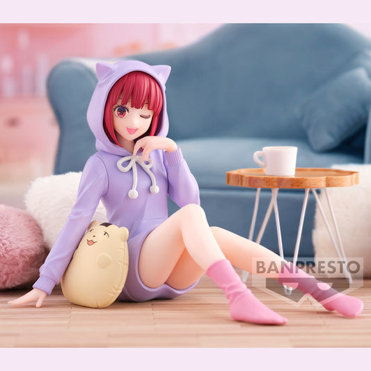 Voici la figurine de Kana Arima de Oshi no Ko, dans la gamme Relax Time de Banpresto. Cette pièce de 10 cm montre Kana assise sur son coussin, offrant un moment de calme et de douceur, idéal pour les fans du personnage.