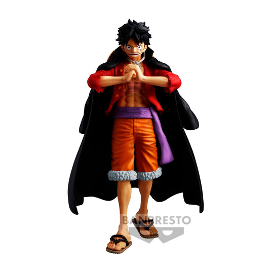 Figurine de Monkey D. Luffy de One Piece, gamme The Shukko de Banpresto, mesurant 16 cm. Luffy est représenté dans une pose dynamique, mettant en valeur sa détermination et son esprit de pirate, fidèle à son personnage iconique.