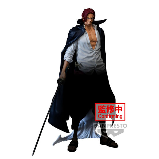 Figurine Shanks 30 cm de Banpresto, représentant l’Empereur rouge dans une pose majestueuse inspirée de One Piece
