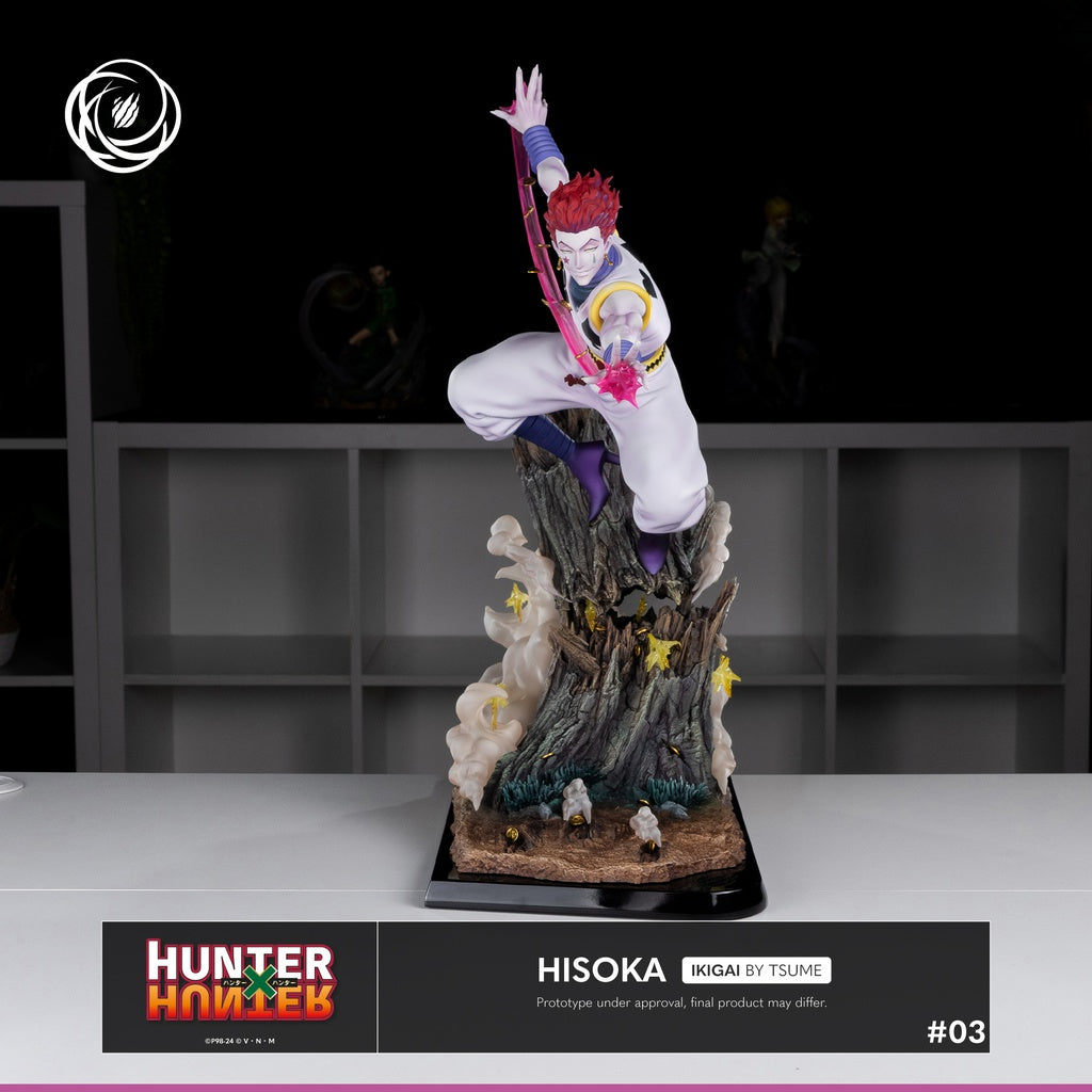 Admirez la statue de Hisoka de Tsume, issue de la gamme Ikigai, d’une hauteur de 44 cm. Cette œuvre d’art saisissante capture parfaitement la personnalité intrigante et flamboyante de ce personnage iconique de Hunter x Hunter. Chaque détail, des expressions faciales aux vêtements colorés, témoigne du savoir-faire exceptionnel de Tsume et de sa passion pour l’univers des mangas. Réalisée en résine de haute qualité, cette statue est conçue pour les collectionneurs et les fans désireux de posséder une pièce un