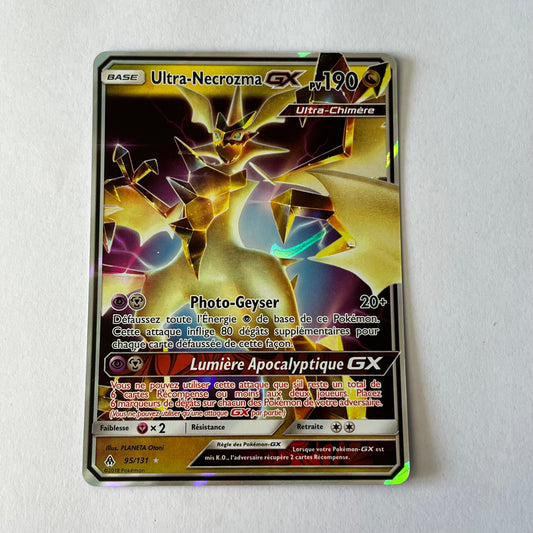 CARTES POKEMON ULTRA-NECROZMA GX 95/131 FR