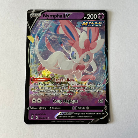 CARTES POKEMON NYMPHALI V 074/203 FR