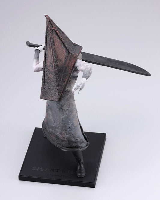 figurine-pyramid-head-silent-hill-2-echelle-1-7