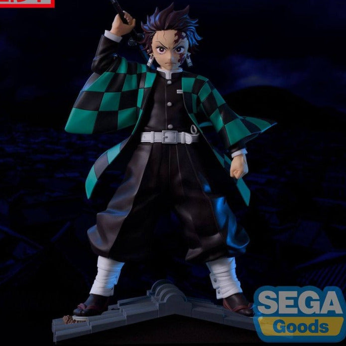 Figurine Figurizma de Tanjiro Kamado 22 cm – Demon Slayer, pose de combat dynamique avec son sabre prêt à l’action.