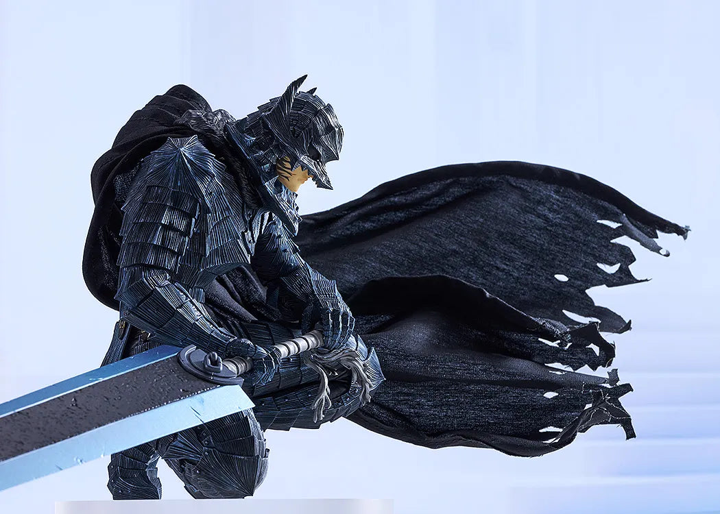 guts-berserker-armor-sane-ver-figurine-berserk-30cm