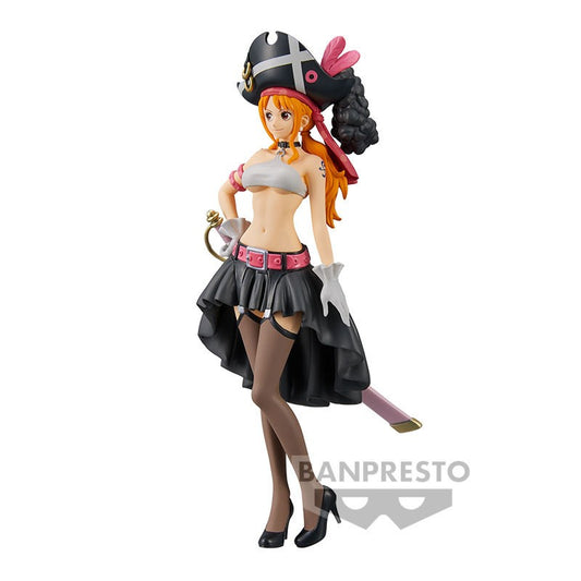 Figurine One Piece Red Nami pirate